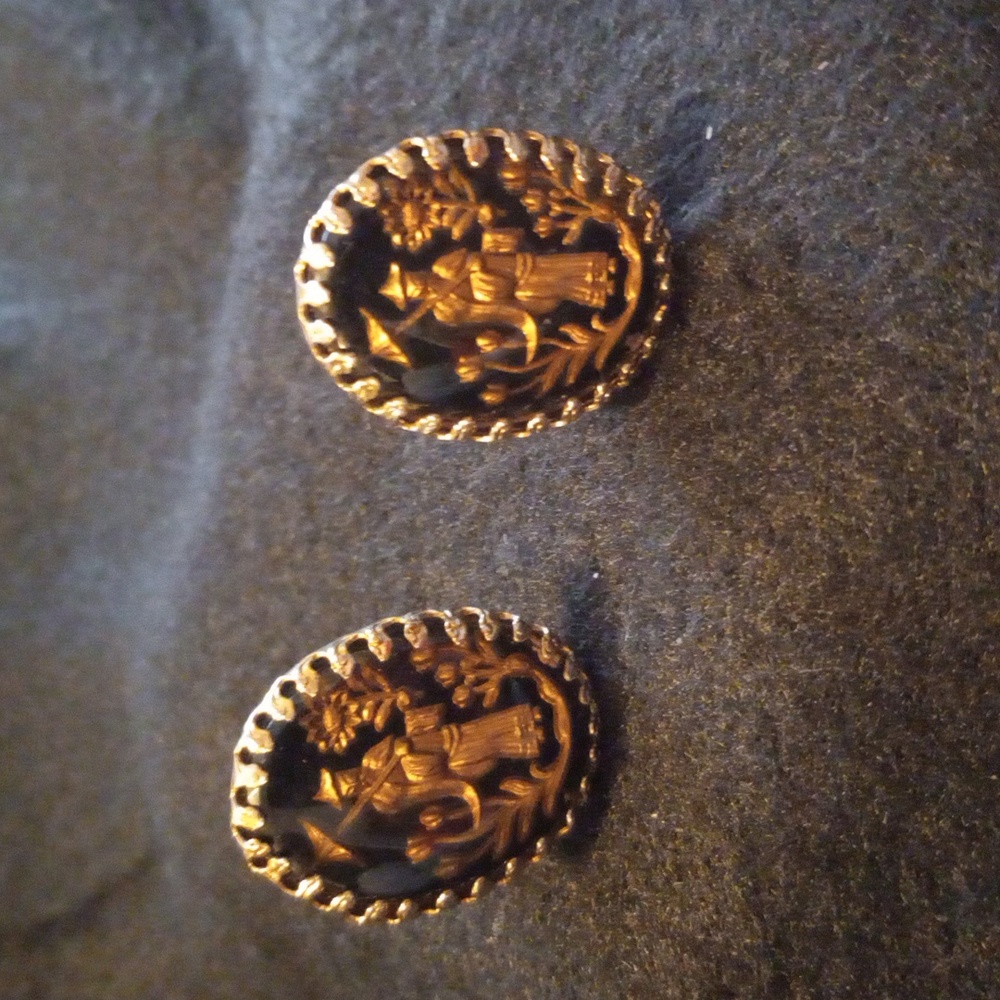 Cufflinks